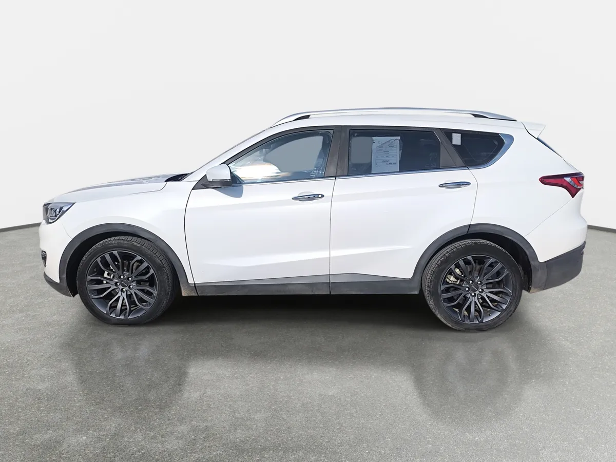 Jetour X70 1.5t Lux 4x2 At 5p año 2024