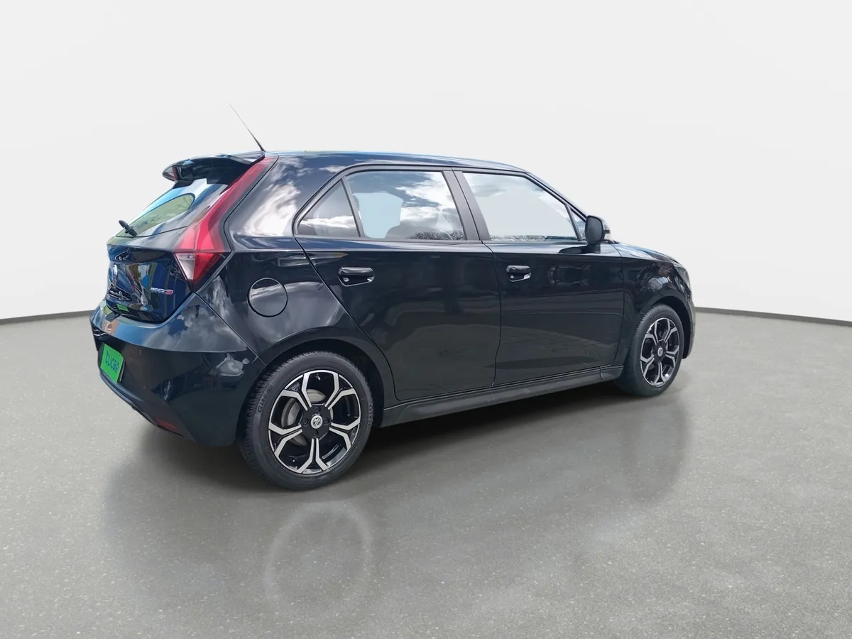 MG 3 1.5 Comfort 4x2 Hb At 5p año 2024