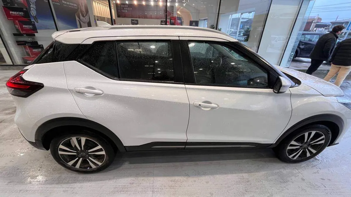 Nissan Kicks 1.6 Advance 4x2 Mt 5p año 2023