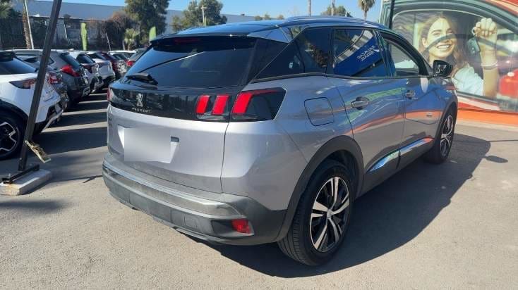 Peugeot 3008 1.5 Allure Bluehdi 4x2 130 Eat8 5p año 2020