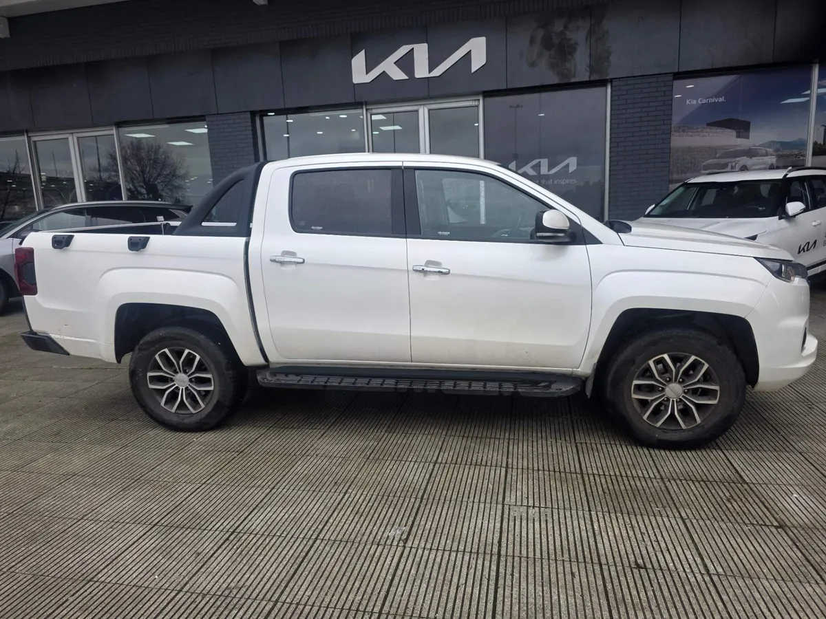 JMC Vigus 2.0 Plus Diesel 4x2 Euro6c Mt 4p año 2024