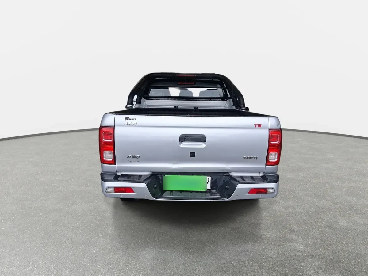 JAC T8 2.0 Comfort 4x4 Diesel Mt 4p año 2023