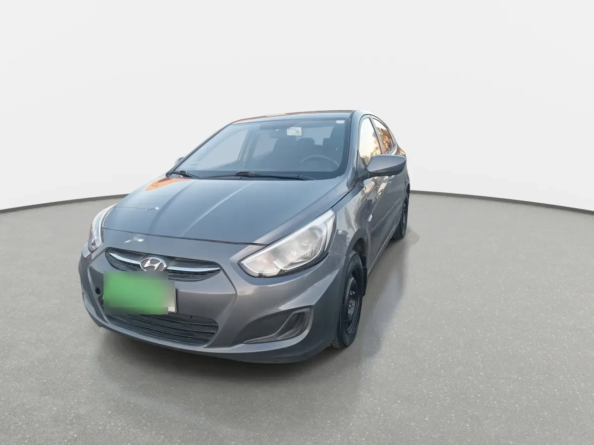 Hyundai Accent 1.4 Gl Rb 4x2 Sdn 2ab Ac Abs At 4p año 2016