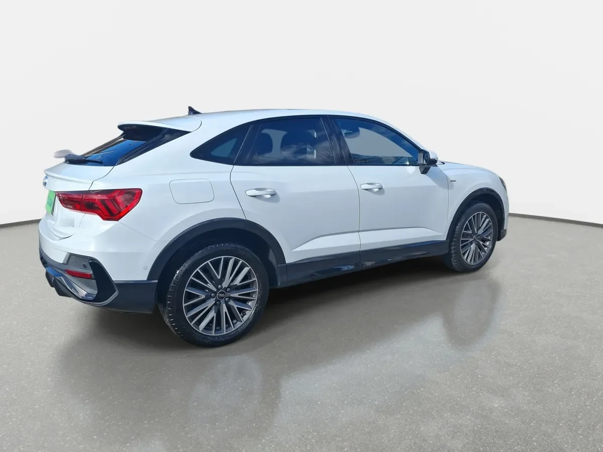 Audi Q3 1.5 35 Tfsi S-Line Sportback 4x2 S-Tronic At 5p año 2026