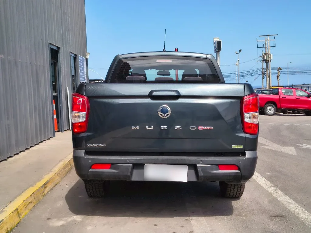 Ssangyong Grand Musso 2.2 4x2 Mt Full-Ql612 año 2023