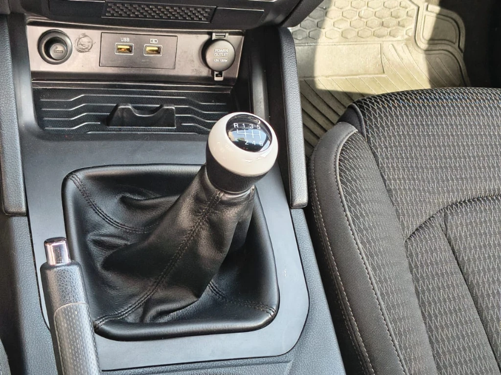 Ssangyong Grand Musso 2.2 4x2 Mt Full-Ql612 año 2023