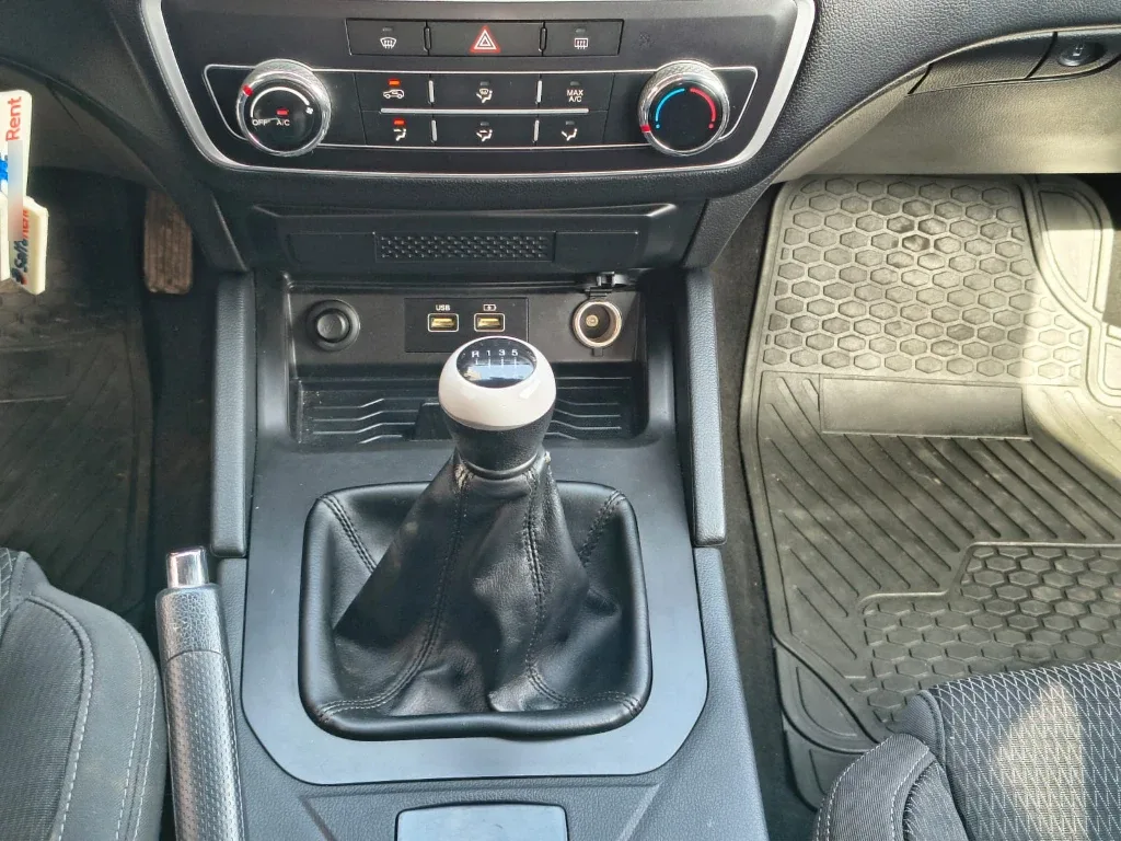 Ssangyong Grand Musso 2.2 4x2 Mt Full-Ql612 año 2023