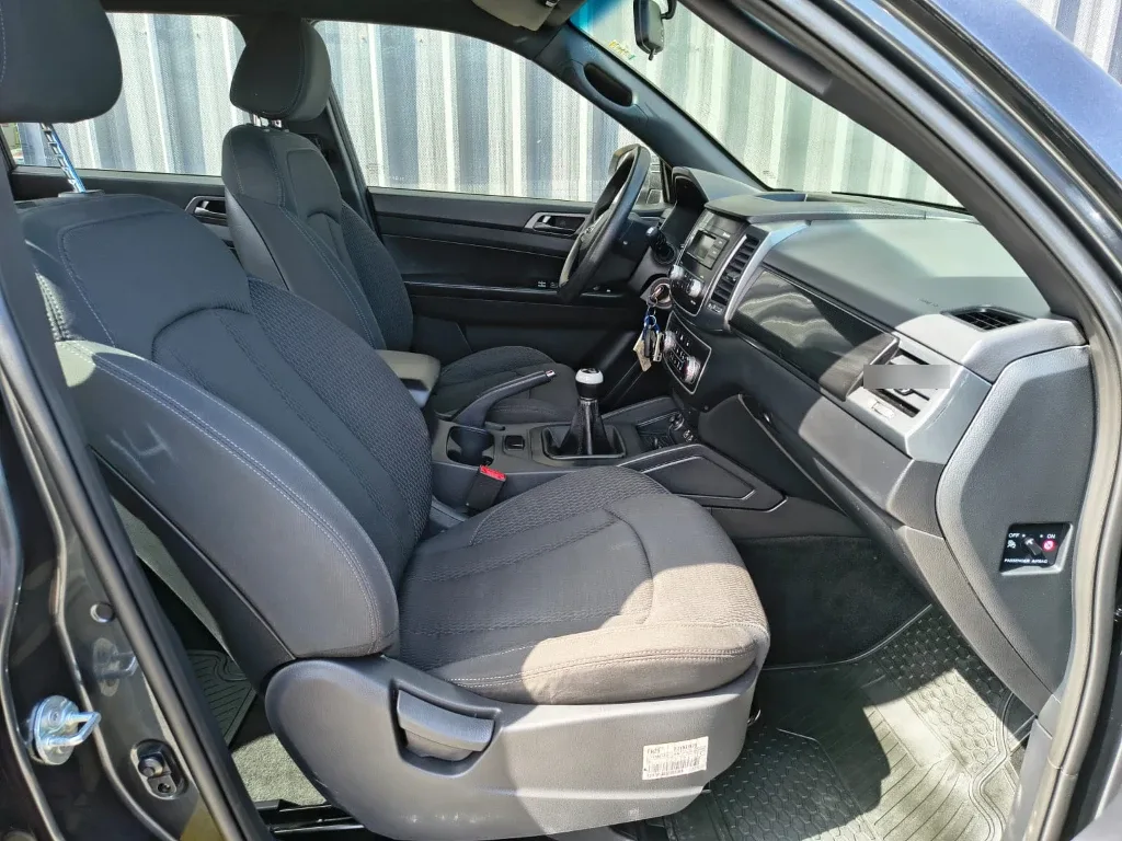 Ssangyong Grand Musso 2.2 4x2 Mt Full-Ql612 año 2023