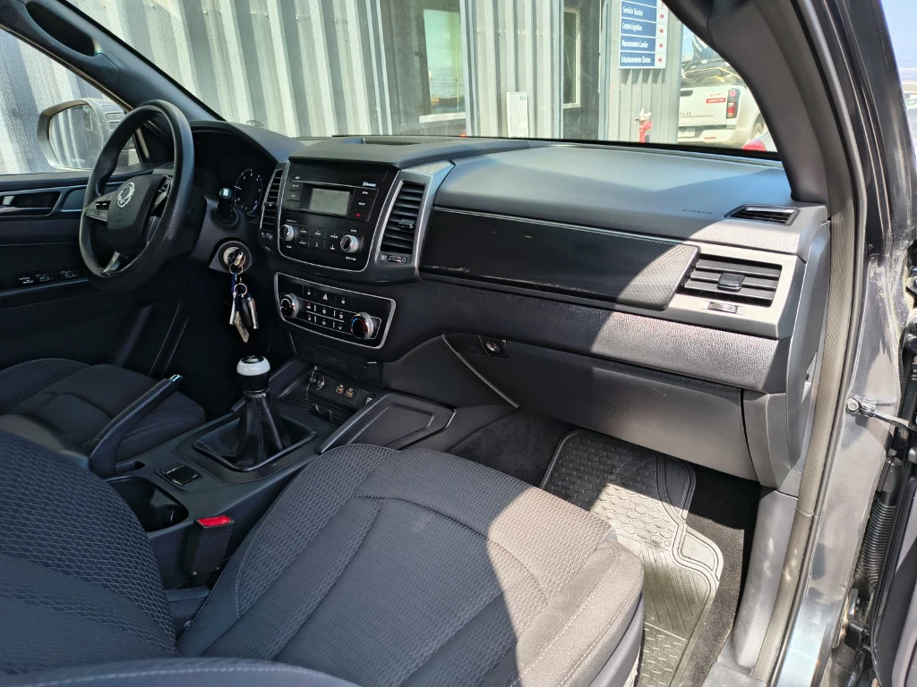 Ssangyong Grand Musso 2.2 4x2 Mt Full-Ql612 año 2023