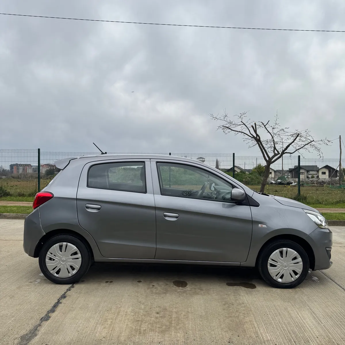 MITSUBISHI MIRAGE 1.2 Glx Mt año 2019