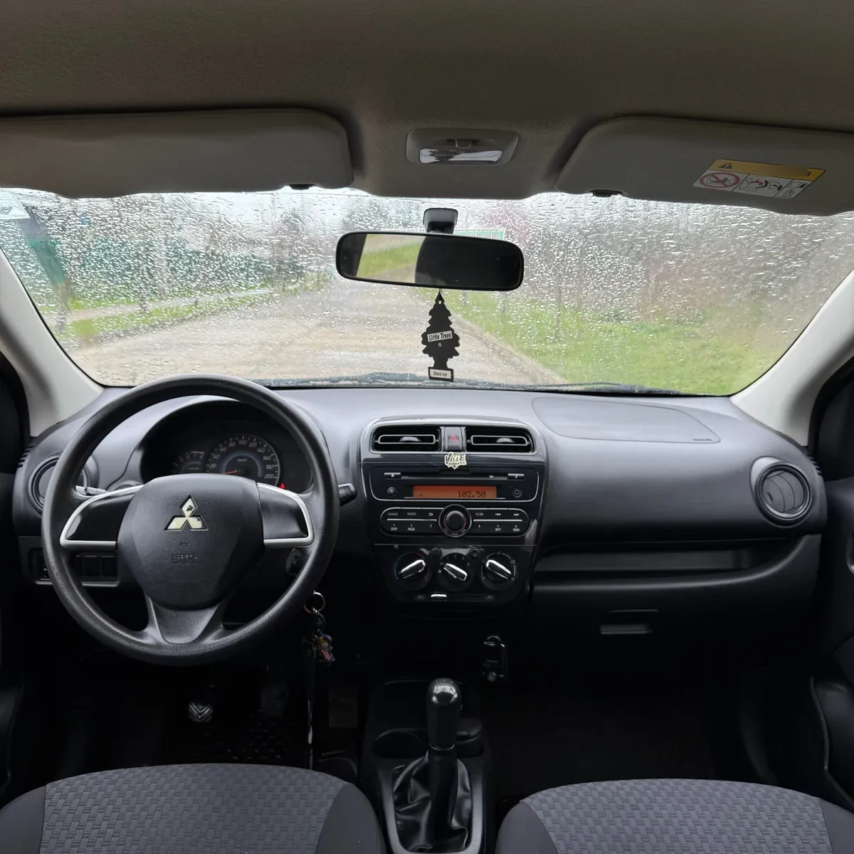 MITSUBISHI MIRAGE 1.2 Glx Mt año 2019