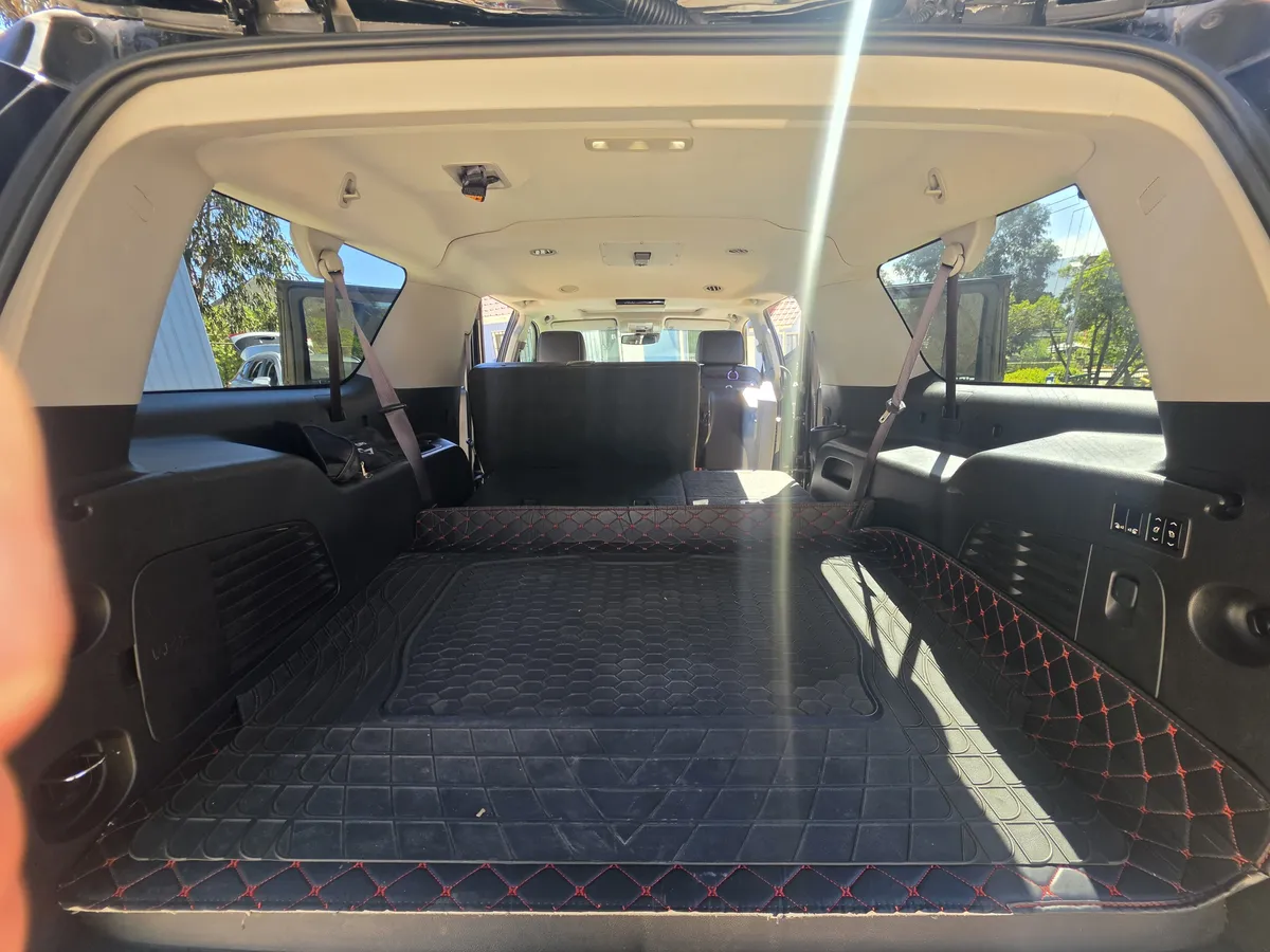 CHEVROLET SUBURBAN 5.3 Lt Iv Su At 4x4 año 2016