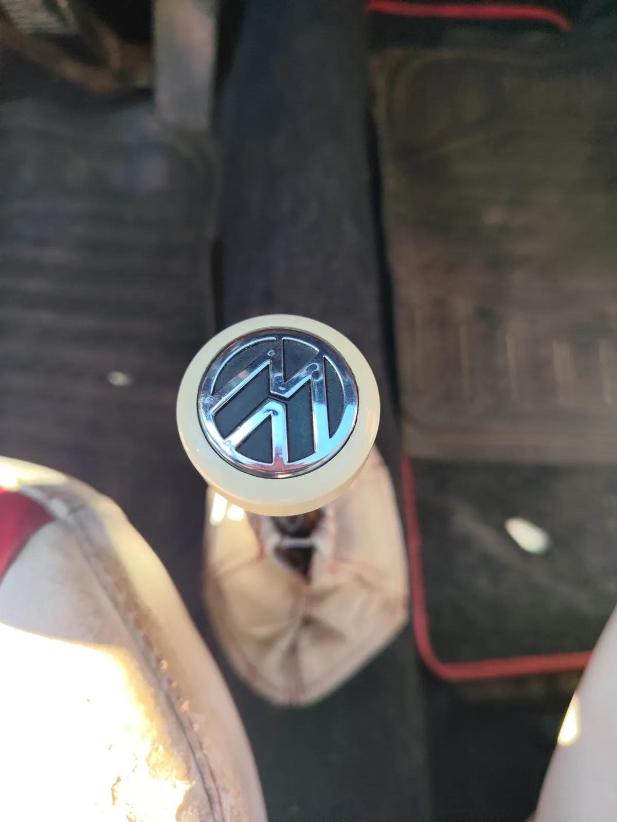 VOLKSWAGEN ESCARABAJO 1.6 Gl Mt año 1994