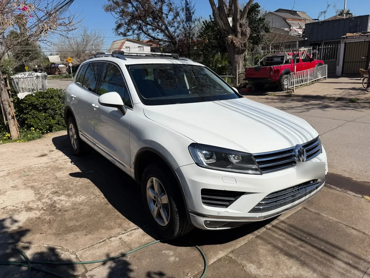 VOLKSWAGEN TOUAREG 3.0 V6 Tdi Nav At Diesel año 2017
