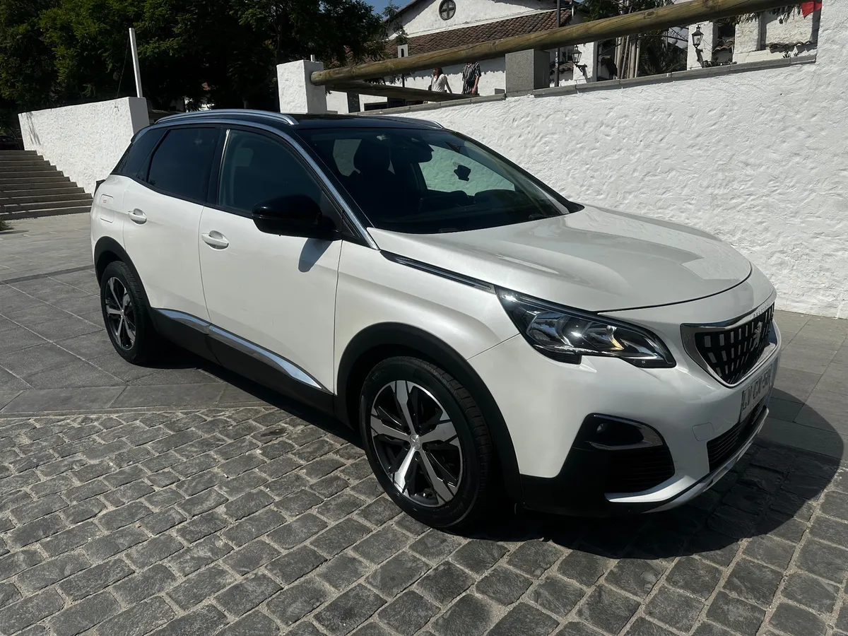 PEUGEOT 3008 1.5 Active Bluehdi 130hp At Diesel año 2020