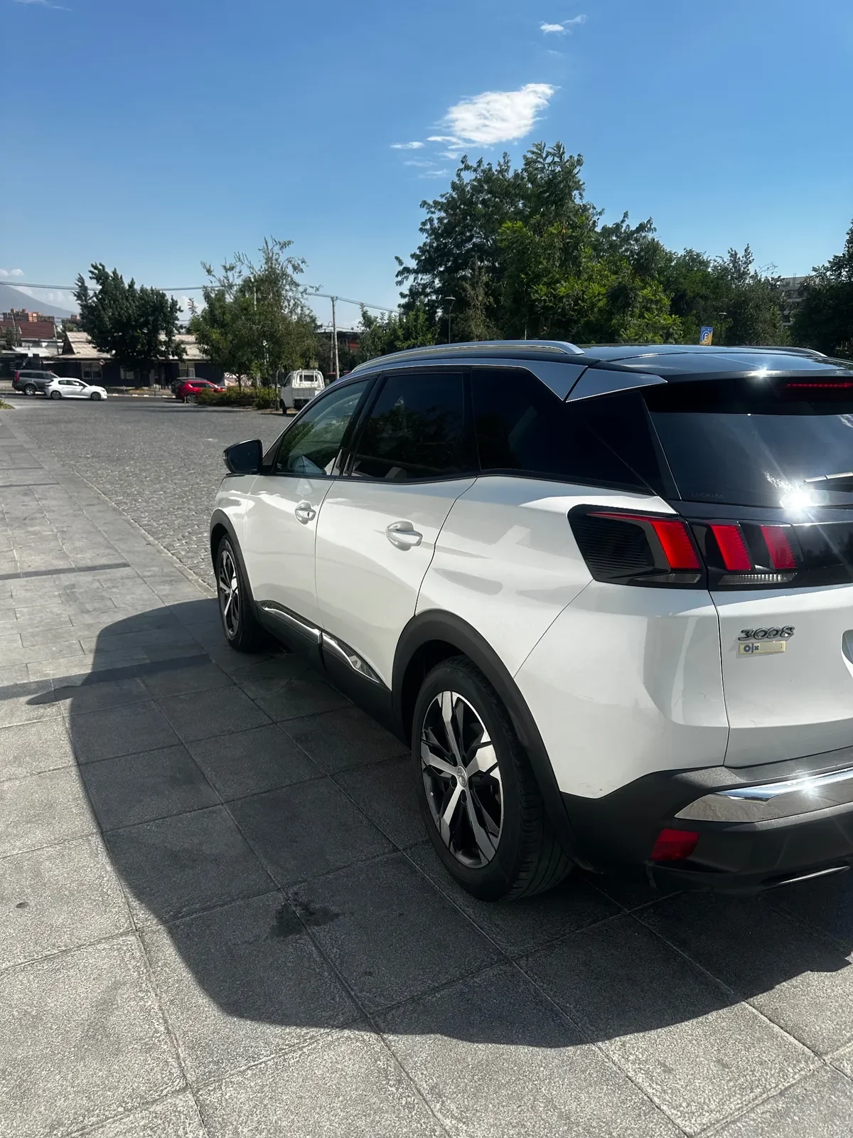 PEUGEOT 3008 1.5 Active Bluehdi 130hp At Diesel año 2020