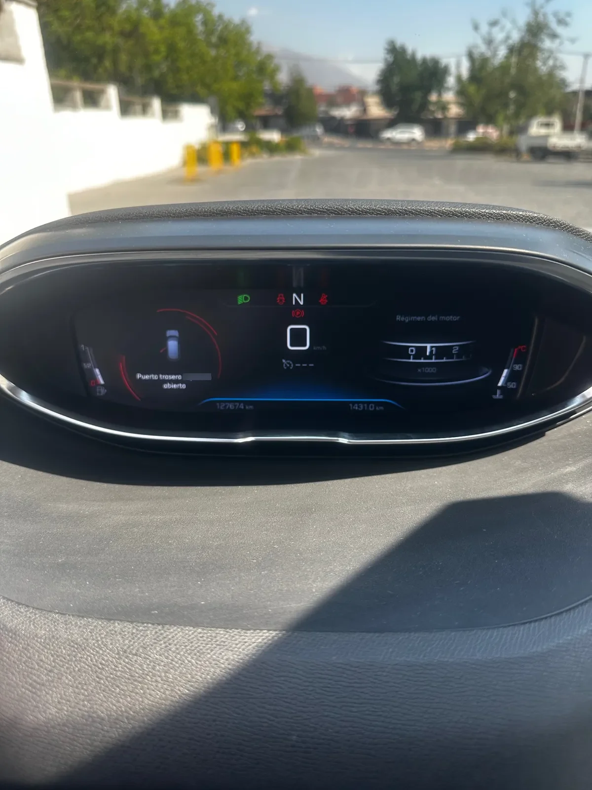 PEUGEOT 3008 1.5 Active Bluehdi 130hp At Diesel año 2020