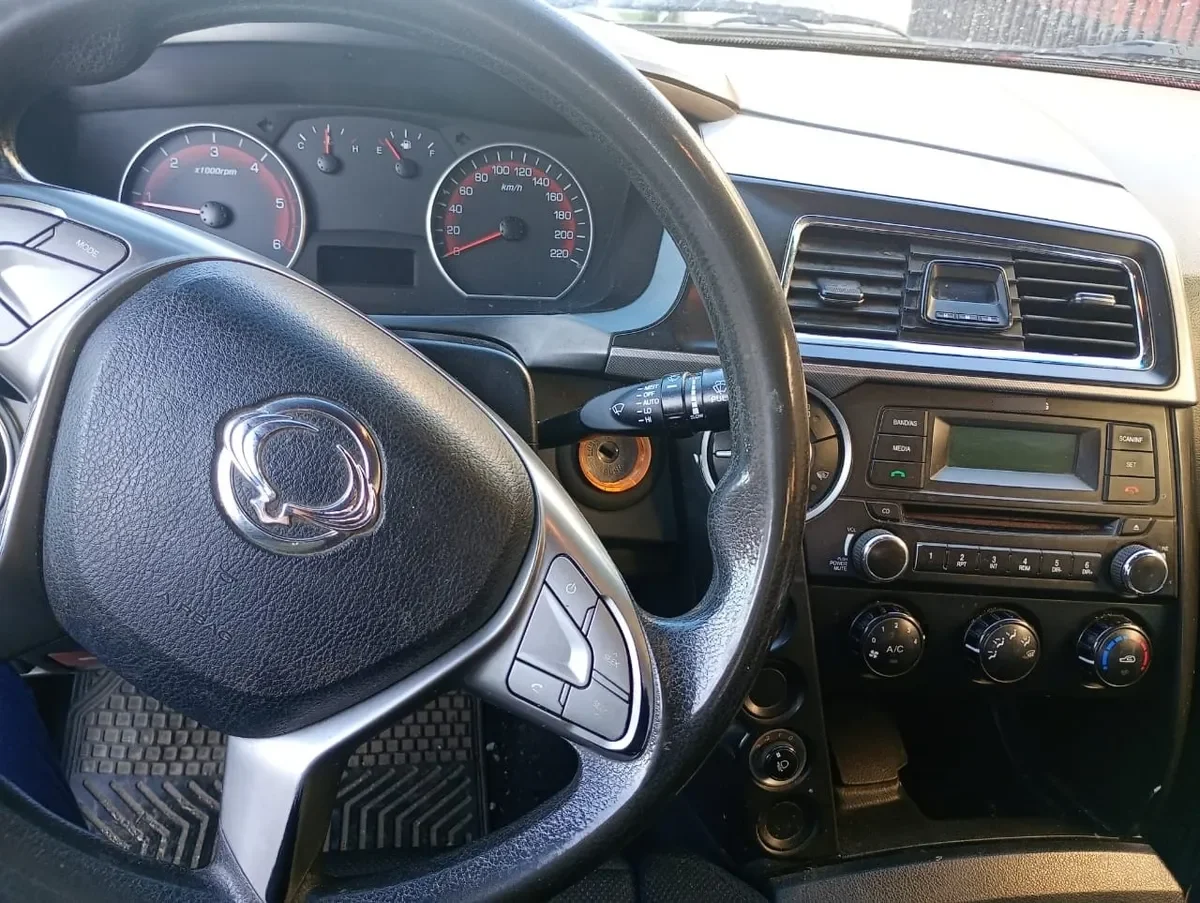 SSANGYONG ACTYON SPORTS 2.0 6as711 Mt 4x4 Diesel año 2017