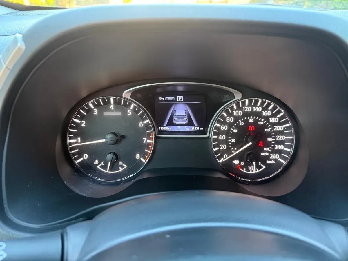 NISSAN PATHFINDER 3.5 At Exclusive Cvt 4x4 año 2017