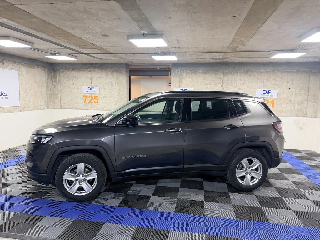 Jeep Compass Sport año 2023