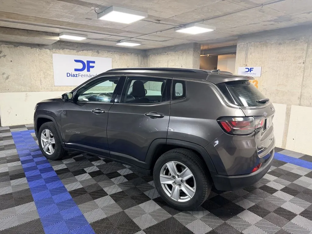 Jeep Compass Sport año 2023