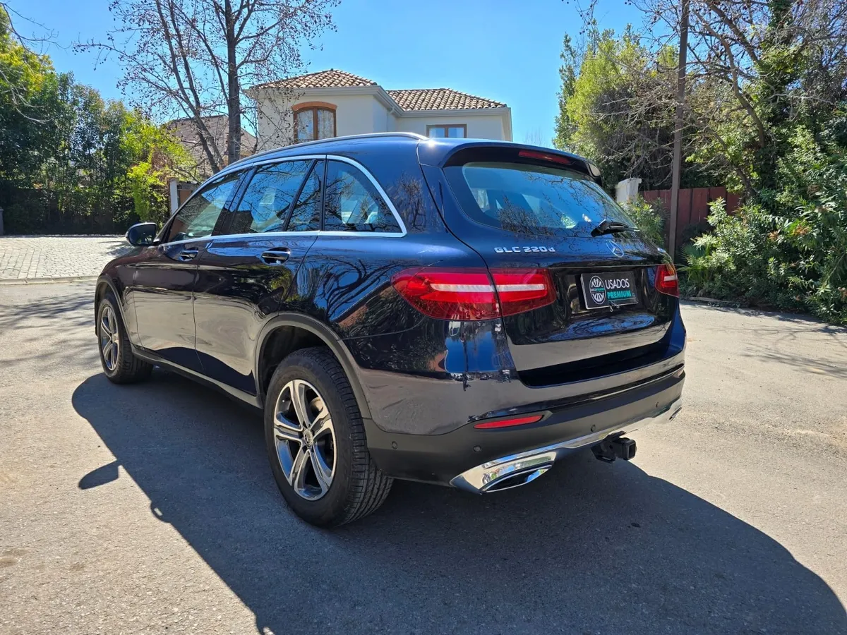 MERCEDES BENZ GLC 220 2.1 At 4x4 Diesel año 2019