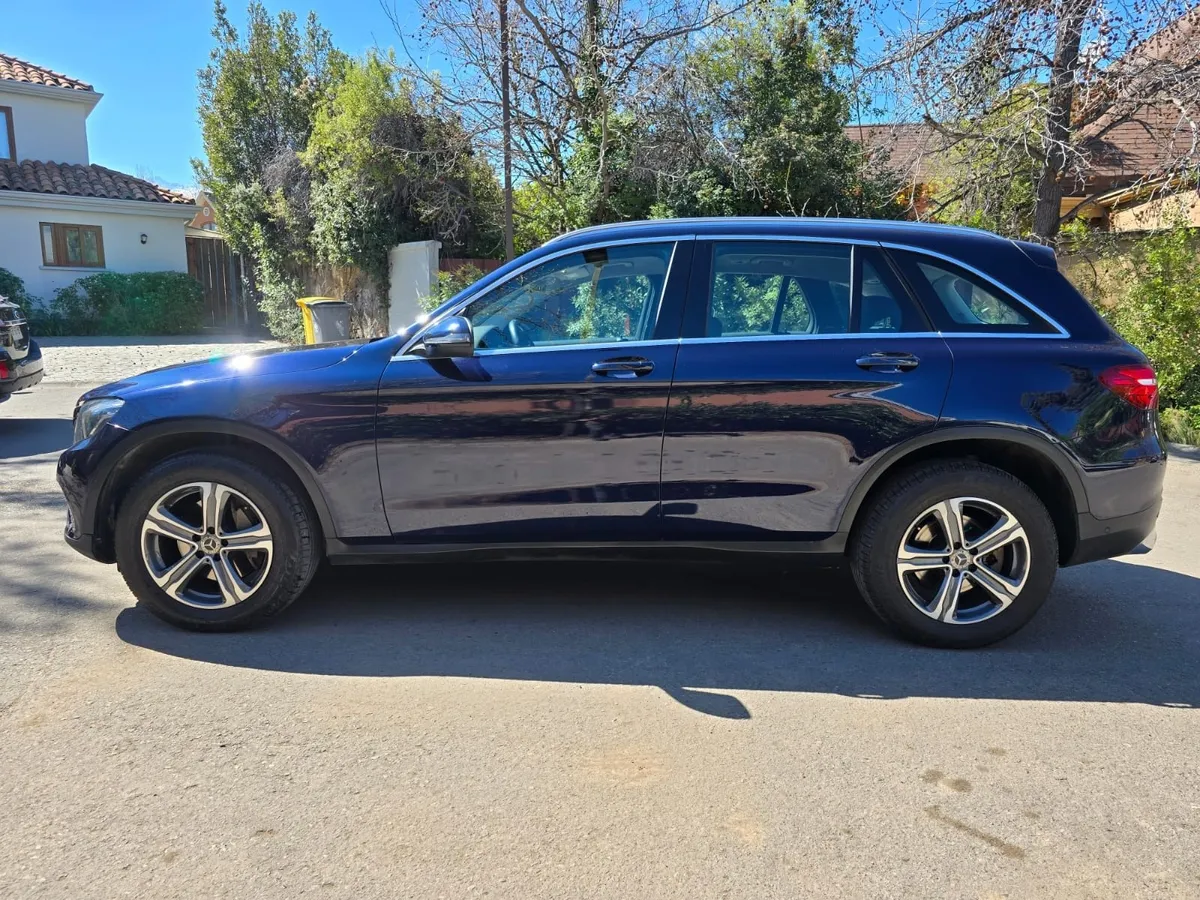 MERCEDES BENZ GLC 220 2.1 At 4x4 Diesel año 2019