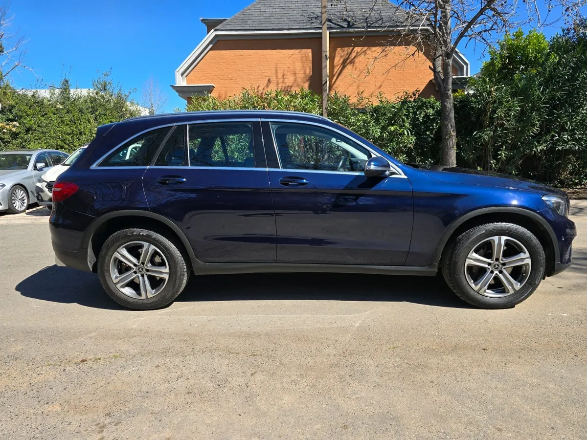 MERCEDES BENZ GLC 220 2.1 At 4x4 Diesel año 2019
