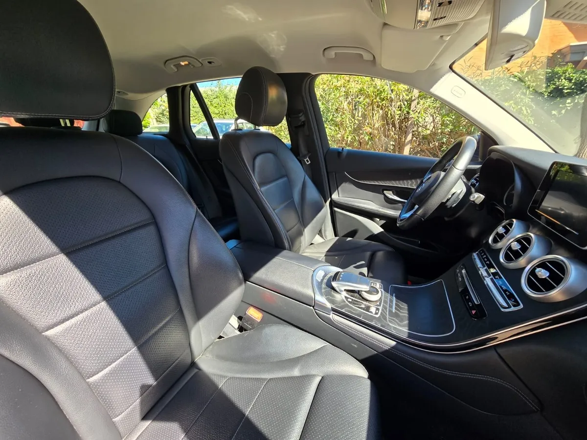 MERCEDES BENZ GLC 220 2.1 At 4x4 Diesel año 2019