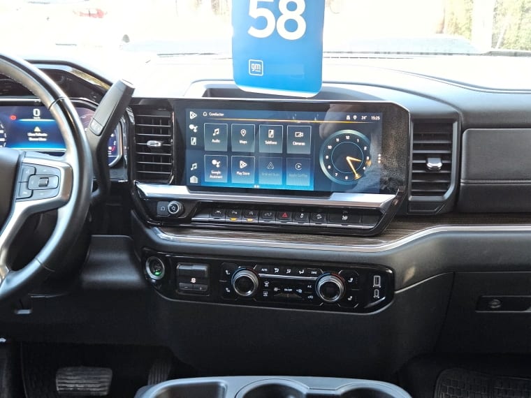 Chevrolet Silverado Silverado Cc Dcab 4x4 5.3 Aut año 2024