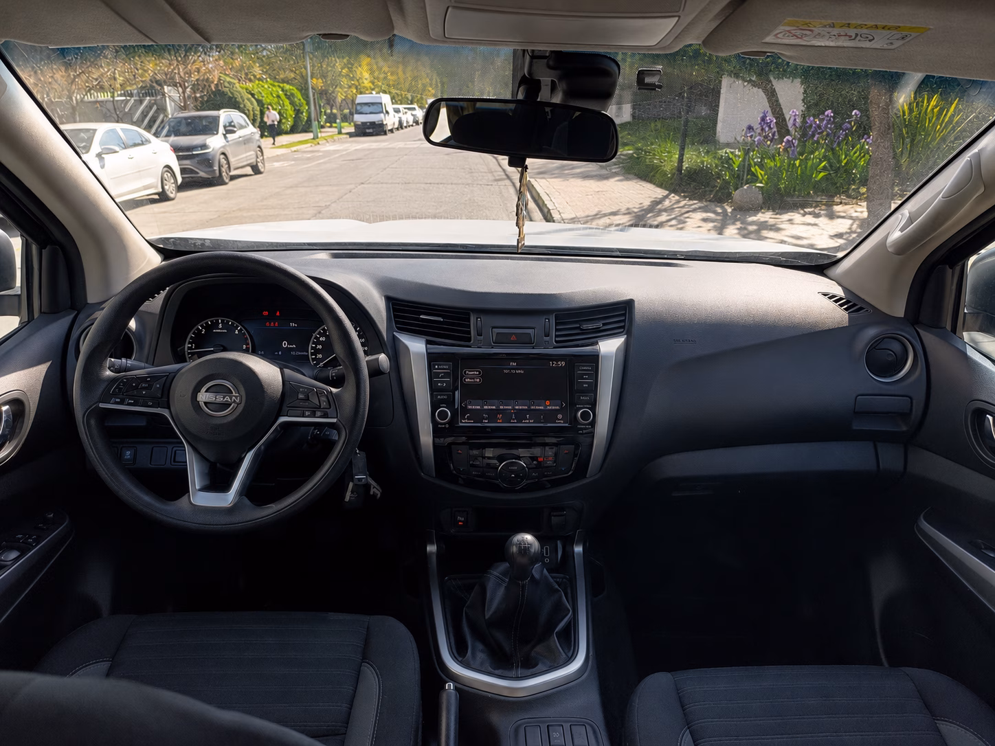Nissan Navara Xe 4x2 año 2024