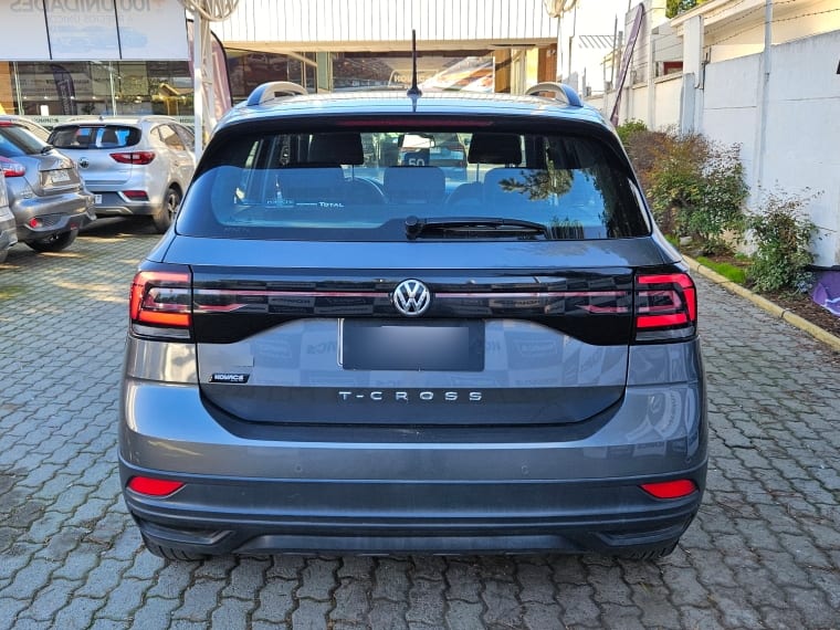 Volkswagen T-Cross Confortline Mt año 2021