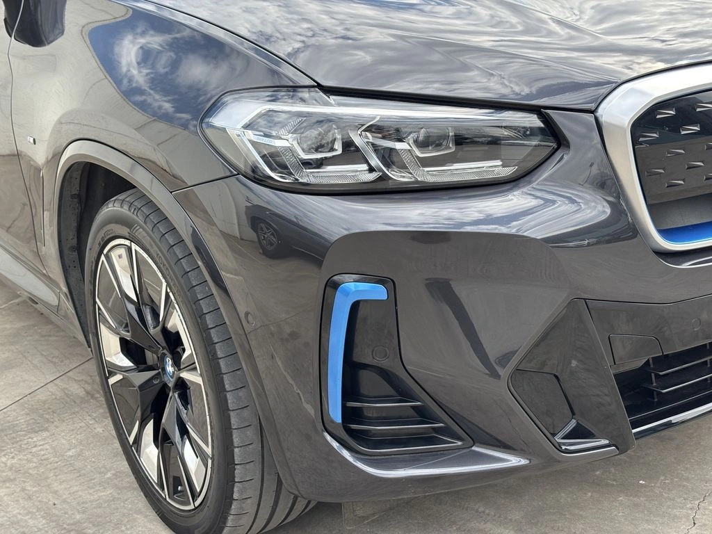 BMW Ix3 Electrico Impressive 4x2 At 5p año 2023