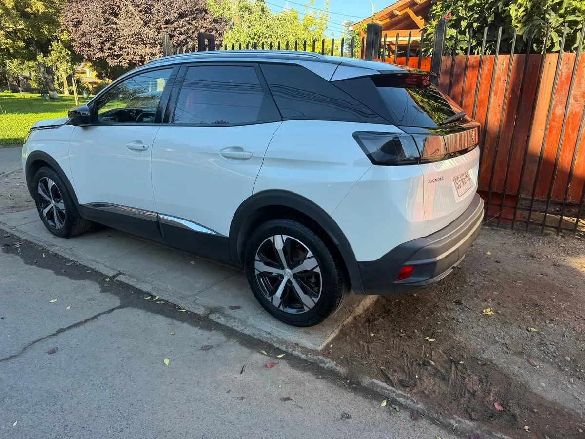 PEUGEOT 3008 1.6 Allure Pack Thp 165 At año 2022