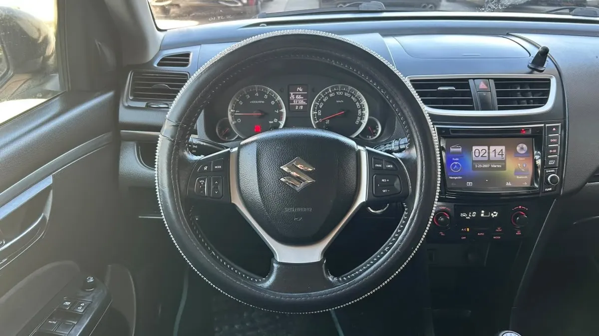 Suzuki Swift Glx 1.2 Mt año 2017
