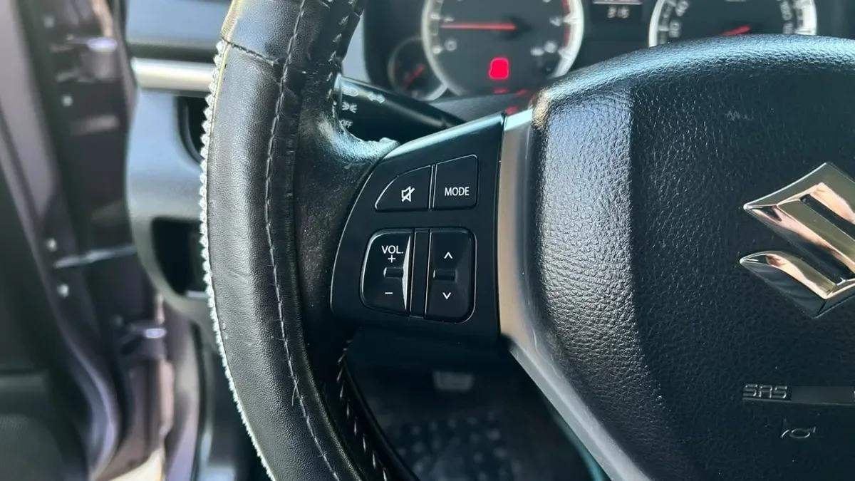 Suzuki Swift Glx 1.2 Mt año 2017
