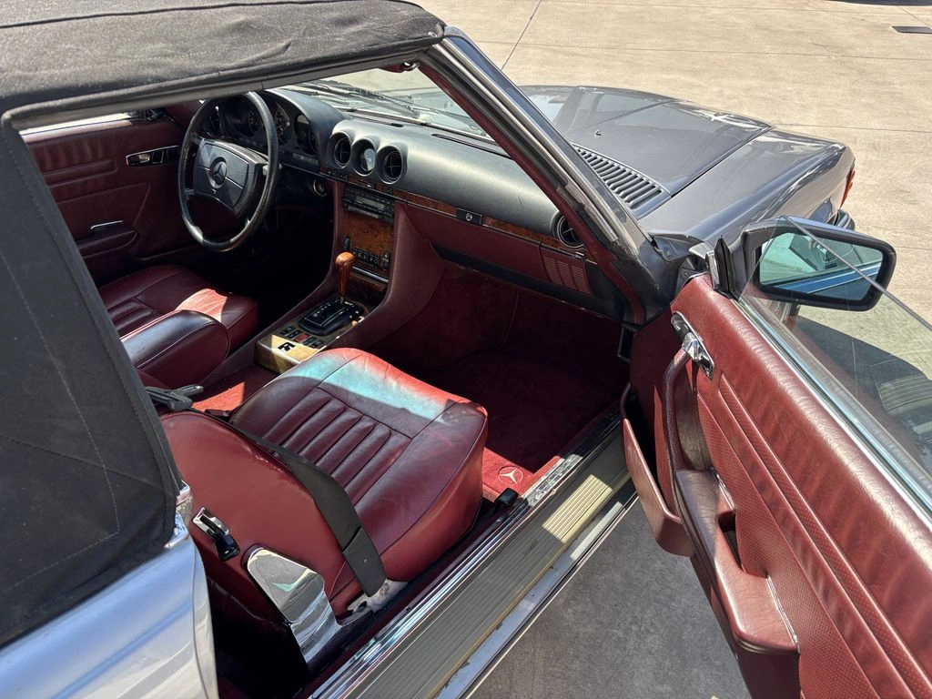 Mercedes-Benz Sl 380 Cabriolet año 1985