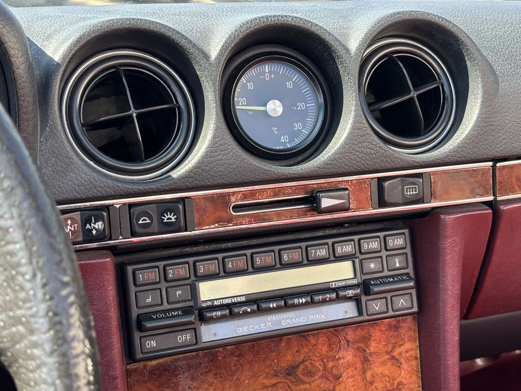 Mercedes-Benz Sl 380 Cabriolet año 1985