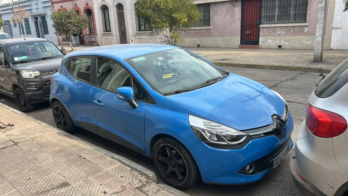 RENAULT CLIO 1.2 Iv Expression Mt año 2016