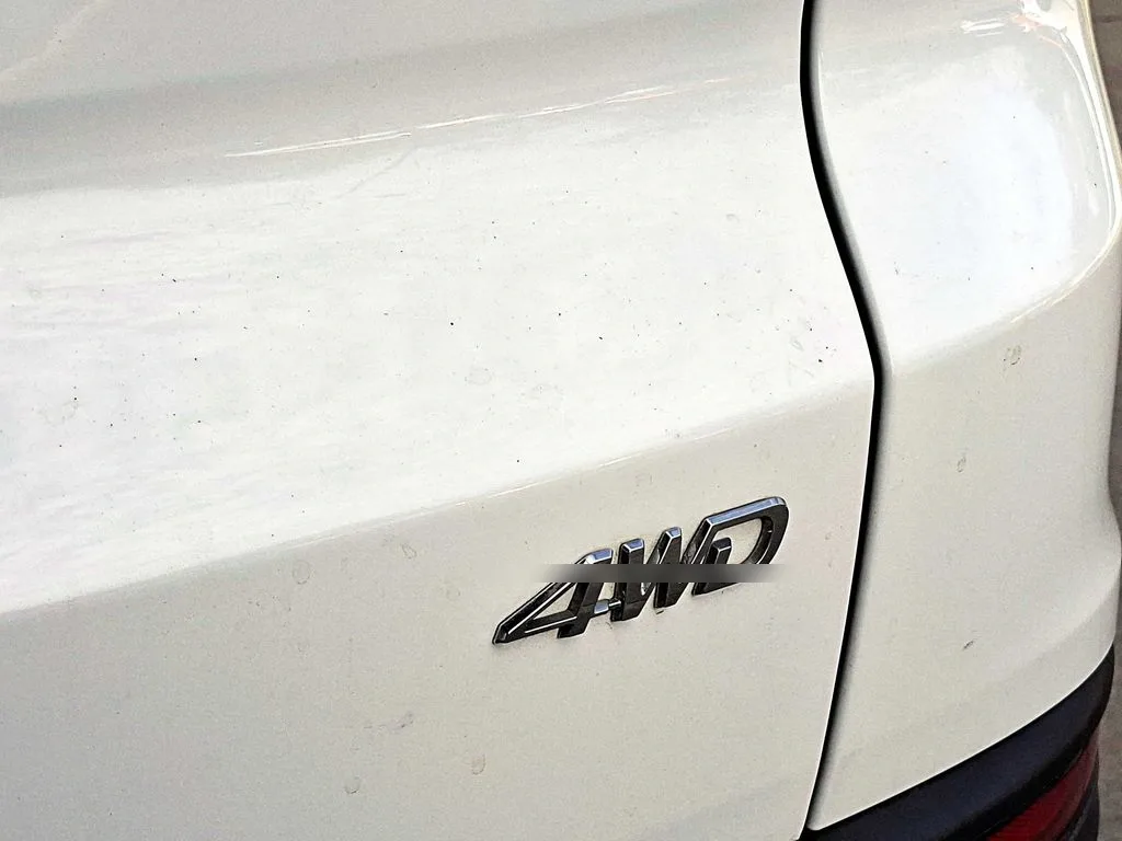 Geely Azkarra 1.5t Luxury 4x4 Dct 7at 5p año 2024