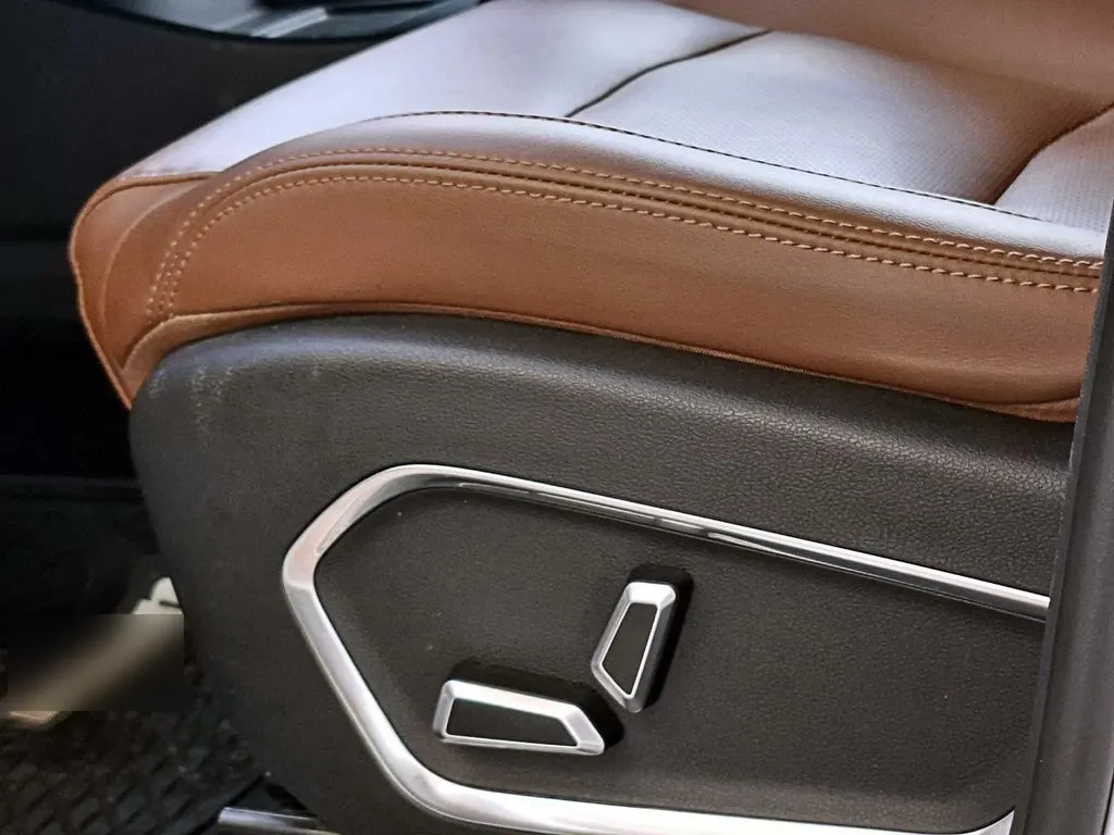 Geely Azkarra 1.5t Luxury 4x4 Dct 7at 5p año 2024