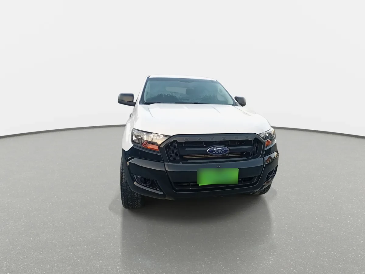 Ford Ranger 2.2 Xl 4x2 Diesel Dob. Cab. Mt 4p año 2023