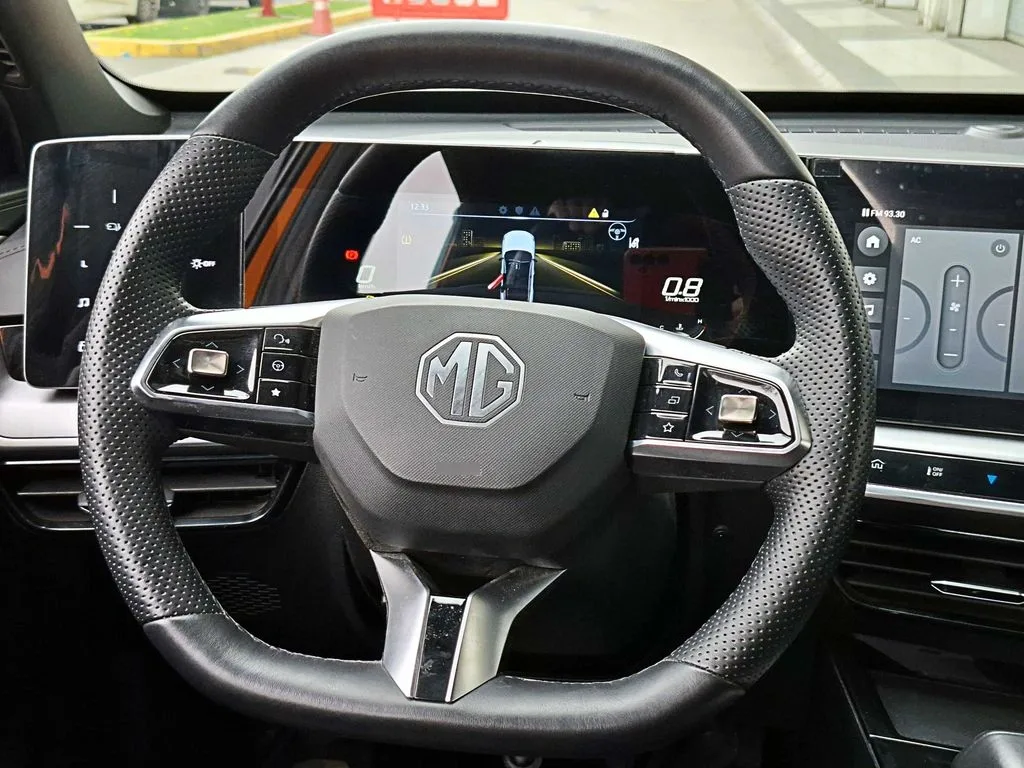 MG One 1.5t Dlx 4x2 Cvt At 5p año 2023