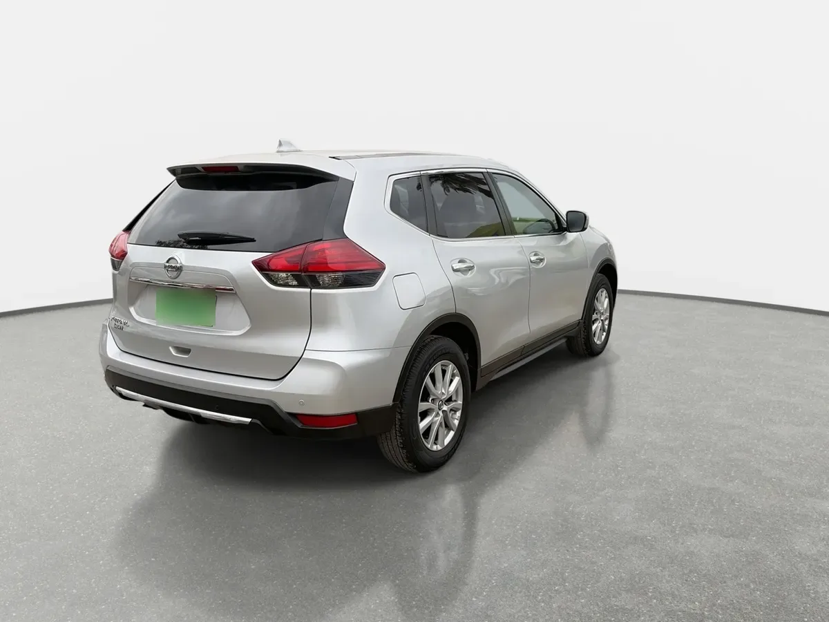 Nissan X-Trail 2.5 Sense Mc 4x2 2row Cvt At 5p año 2022