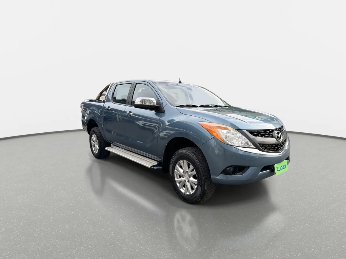 Mazda Bt-50 3.2 Sdx Diesel 4wd Euro5 High 6at 4p año 2015