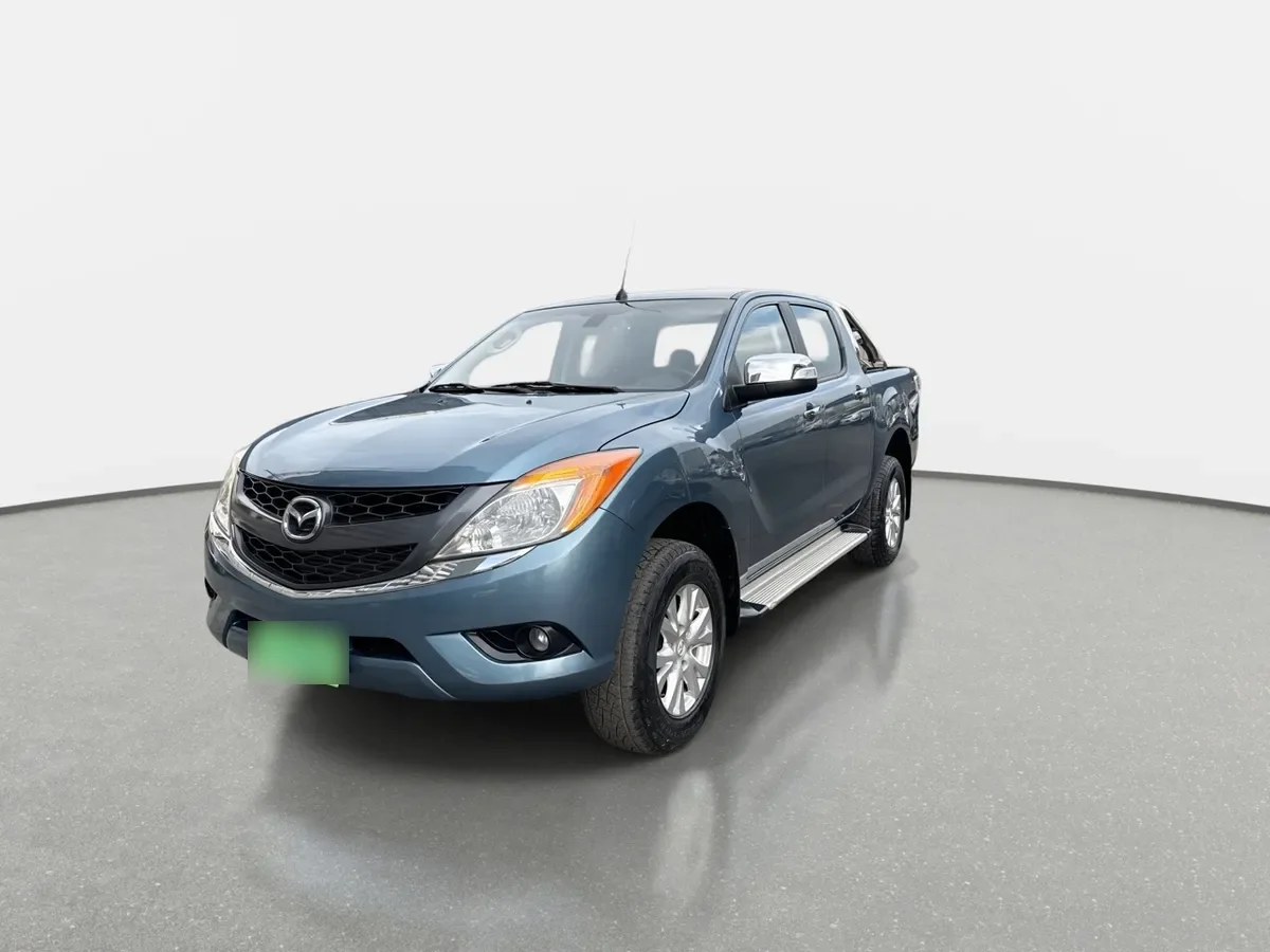 Mazda Bt-50 3.2 Sdx Diesel 4wd Euro5 High 6at 4p año 2015