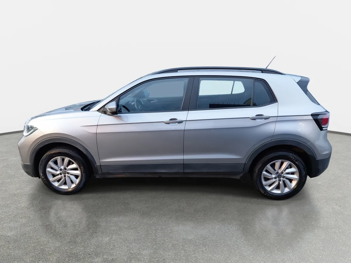 Volkswagen T-Cross 1.0 Tsi Trendline 4x2 5mt 5p año 2025