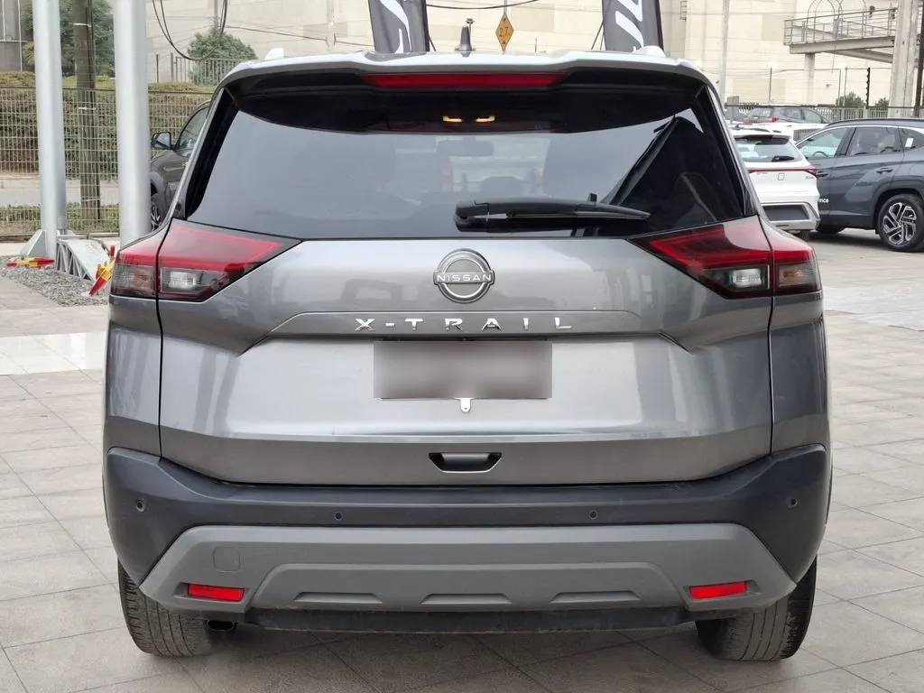 Nissan X-Trail Advance año 2025