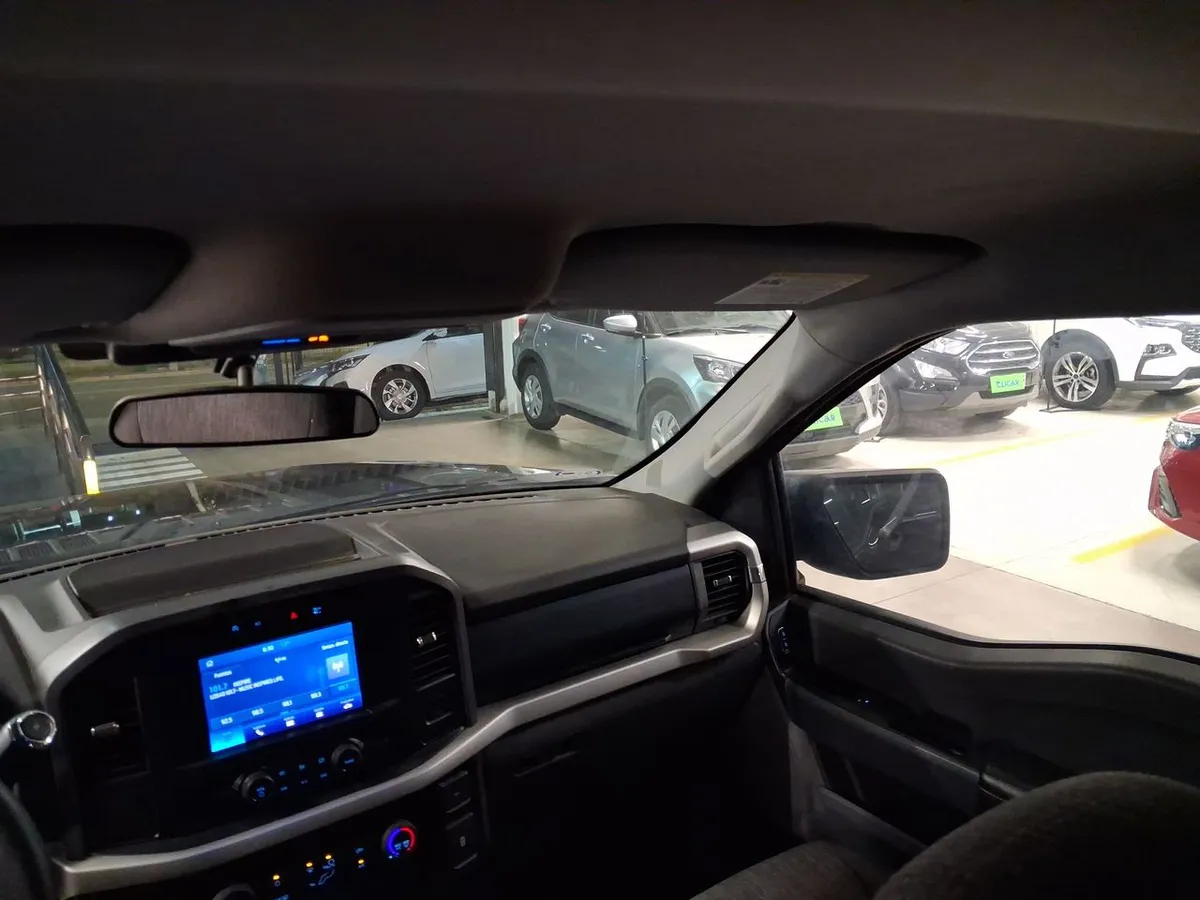 Ford F-150 3.3 Xlt Cc Dob. Cab. 4x2 At 4p año 2022