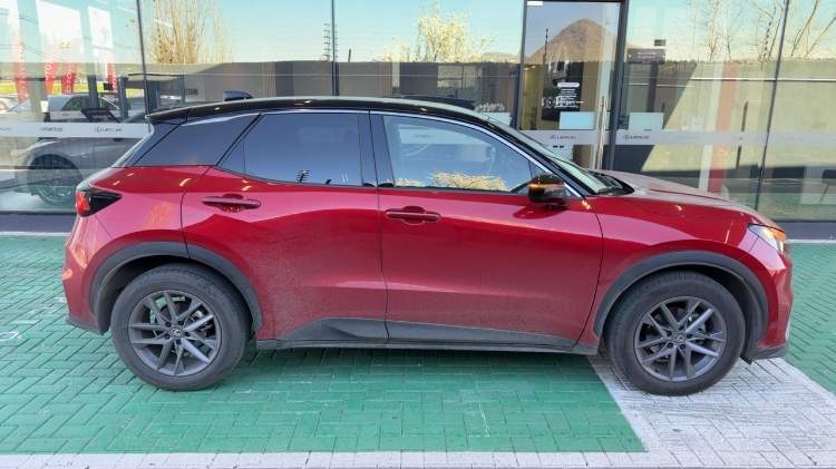 Lexus Lbx 1.5 Active Hibrido 4x2 Cvt At 5p año 2024